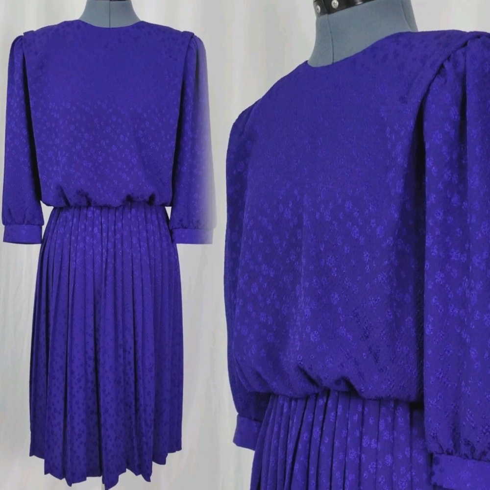 Vintage VLP Purple Blouson Dress w Pleated Skirt Size Petites 6 UNIONmade in USA